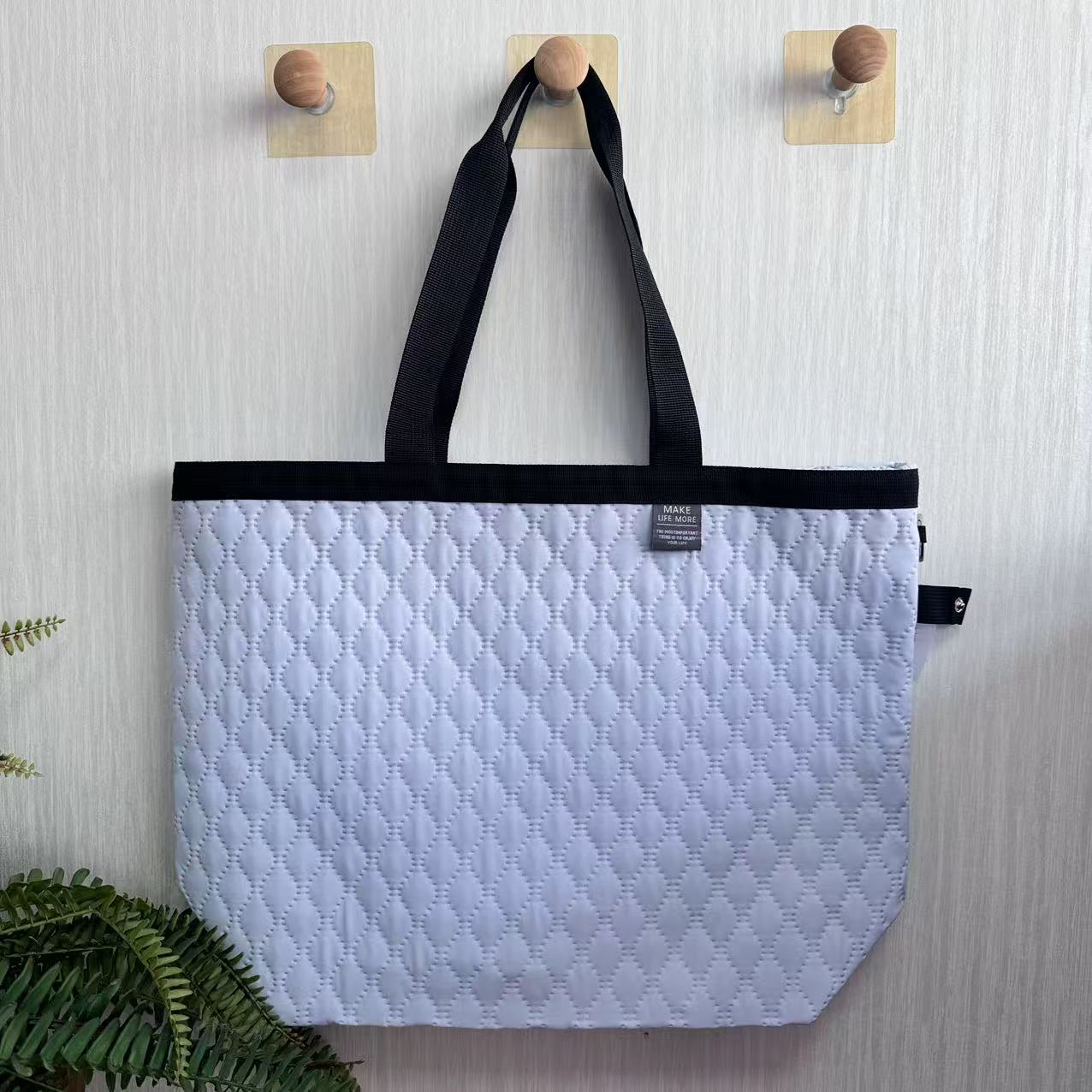 Ultrasonic pleated fabric tote bag with silver coating